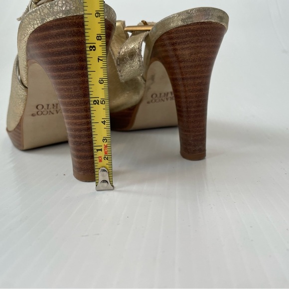 Franco Sarto Gold Leather Slingback Heels stacked heel - Picture 4 of 9